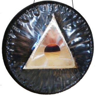 Oetken-Pyramid-Gong